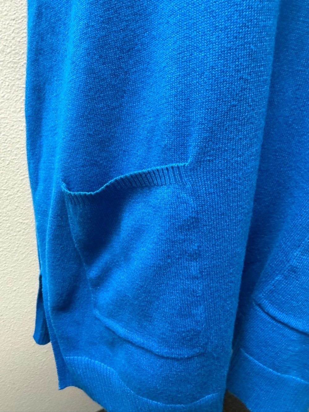 Chico's Teal V Neck Knit Top Short Sleeve Tunic Pockets Size 2 Soft Chic - Picture 3 of 11